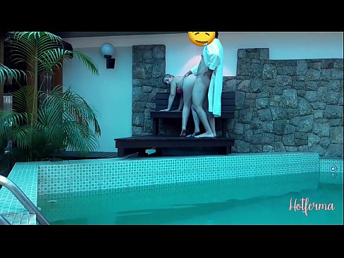 ❤️ Sjef inviterer hushjelp til bassenget, men kunne ikke motstå en varm ❤️❌ Superporno ved no.virtsextor.ru ❌️❤