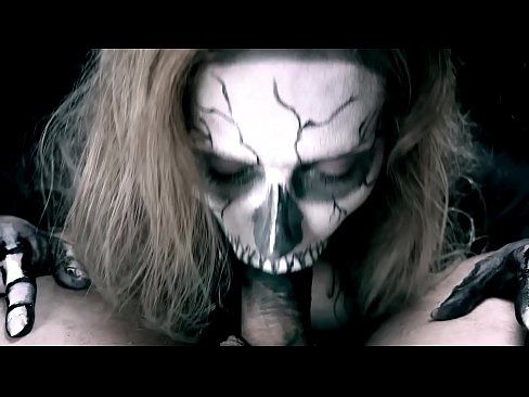 ❤️ Demon jente suger kuk med sin svarte munn og svelger cum. ❤️❌ Superporno ved no.virtsextor.ru ❌️❤